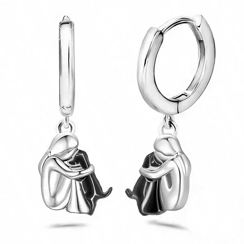 Keren - Earrings with dog symbol and round clasp